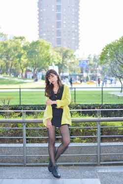 校阅女孩河野悦子